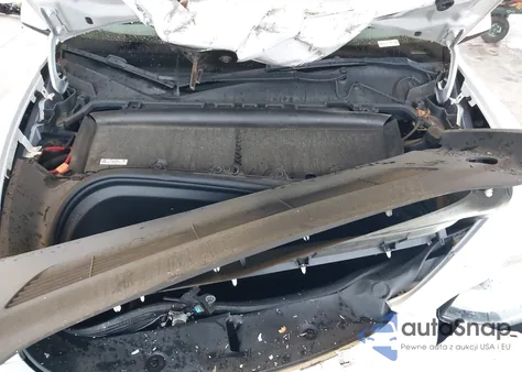 2022 Tesla Model Y Long Range Dual Motor All-Wheel Drive из США, поврежденный, VIN 7SAYGDEE0NF311935